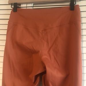 Girlfriend collective leggings Capri size M